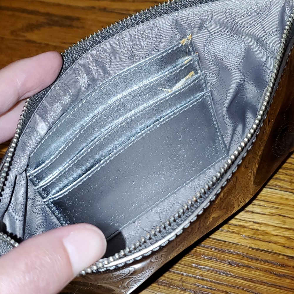 Michael Kors wristlet - Picture 5 of 7
